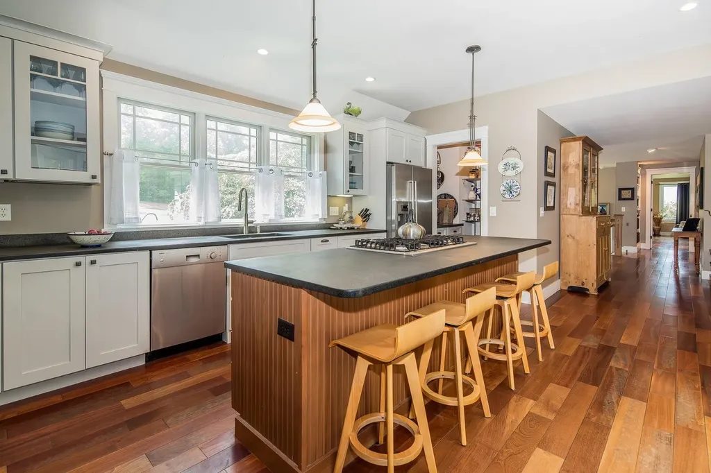 3261 West Hill Road Wallingford VT 05773