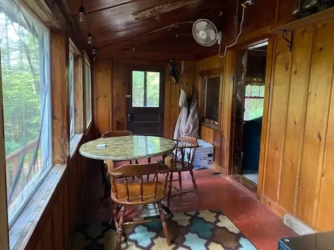 6 Spur Road Milan NH 03588