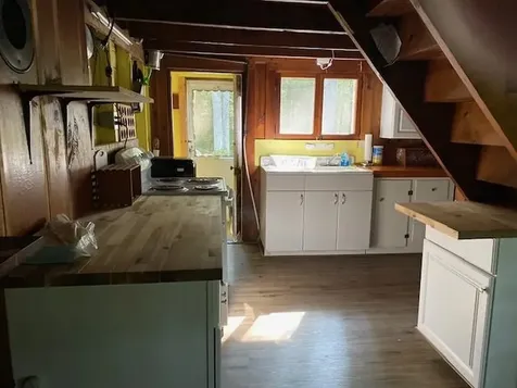 6 Spur Road Milan NH 03588