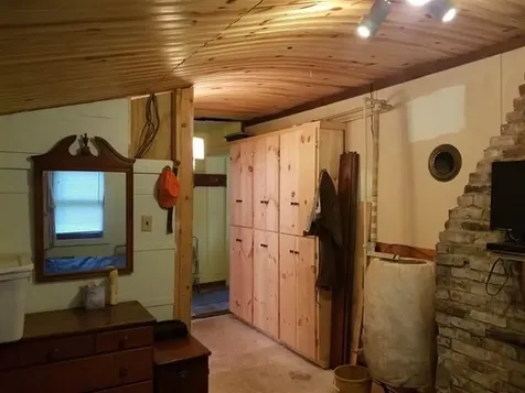 6 Spur Road Milan NH 03588