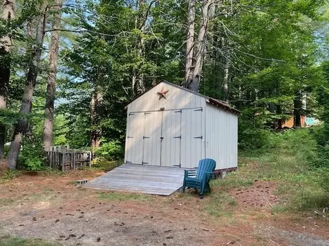 6 Spur Road Milan NH 03588