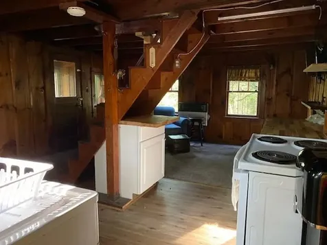 6 Spur Road Milan NH 03588