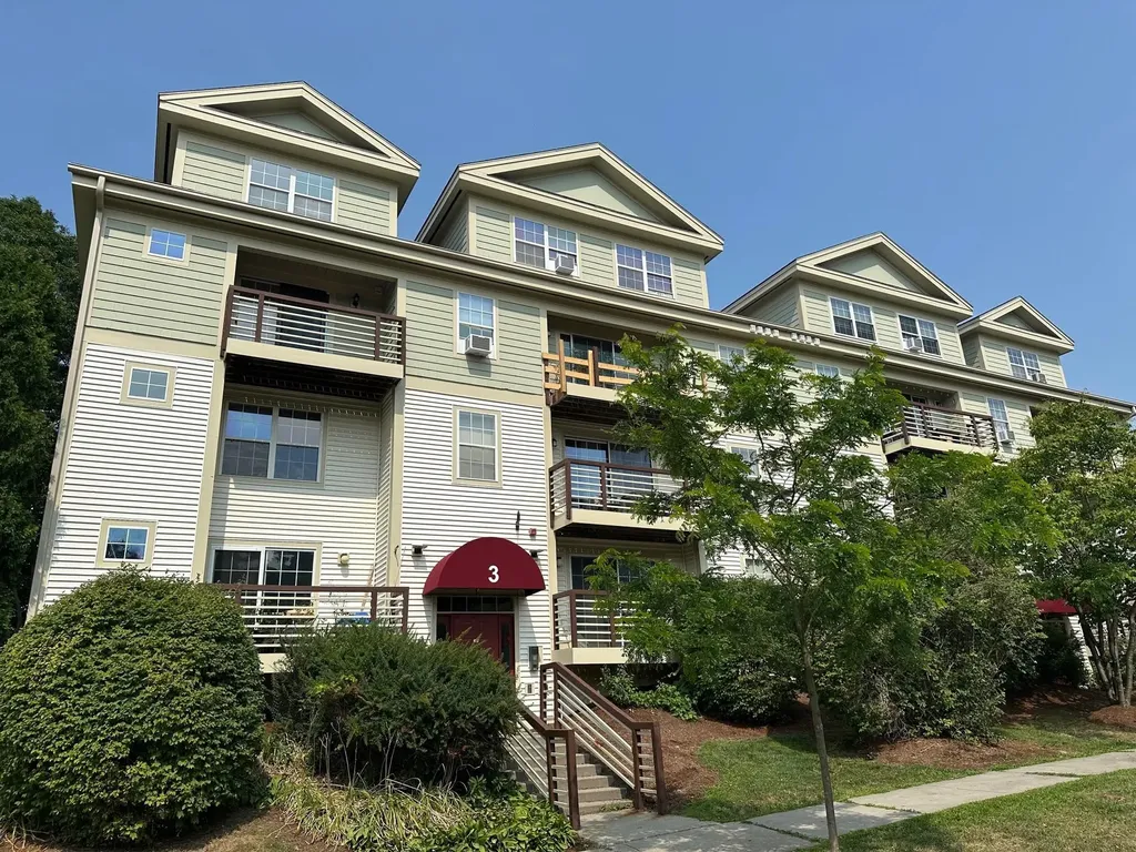 89 Hildred Drive Burlington VT 05401