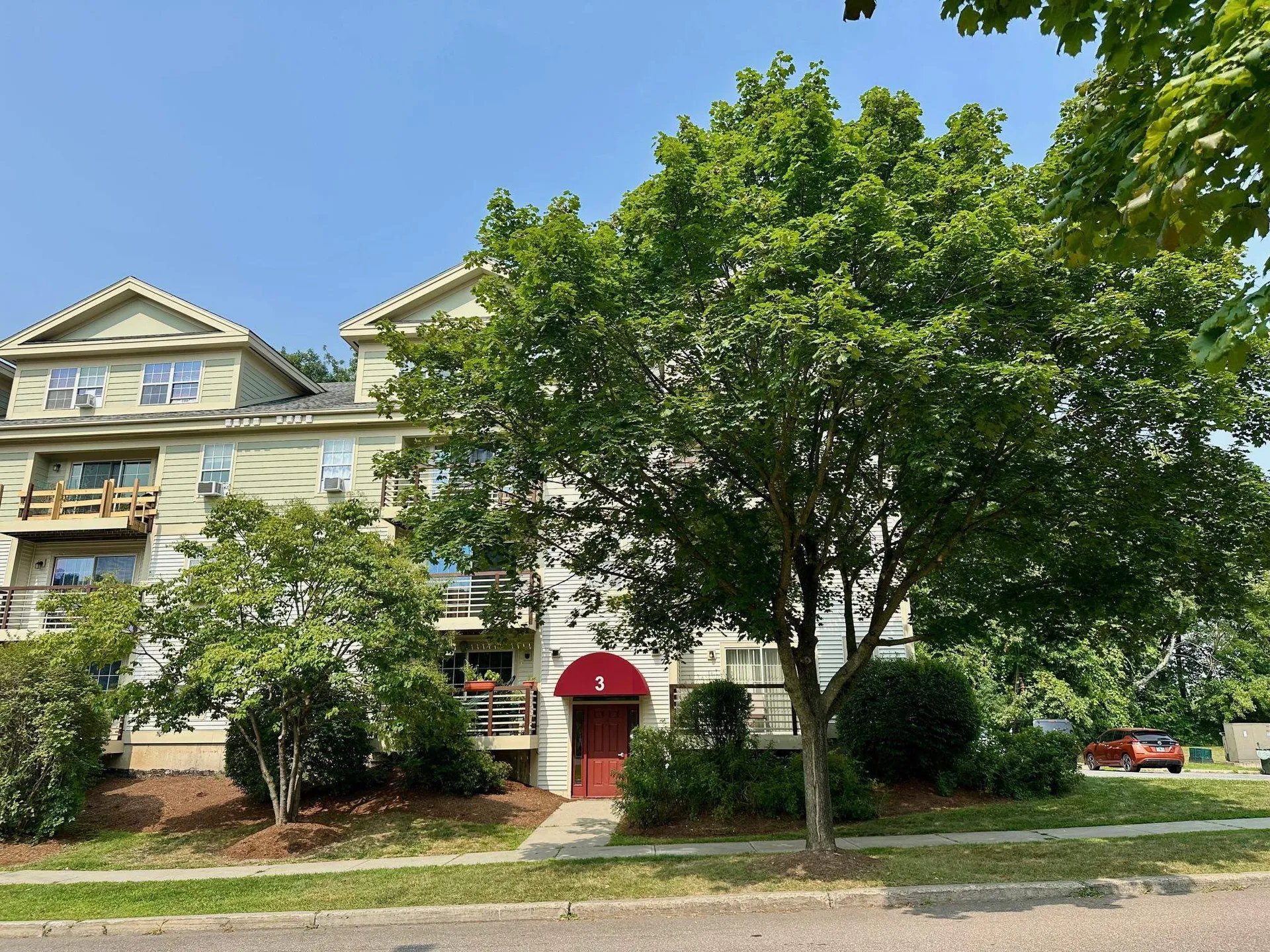 89 Hildred Drive Burlington VT 05401