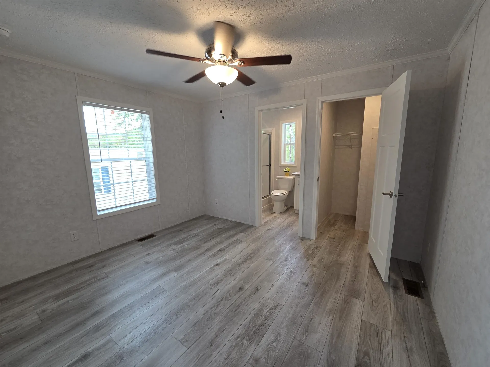 6 Braley Drive Enfield NH 03748