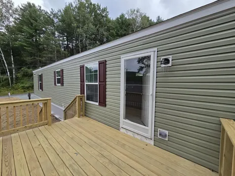 6 Braley Drive Enfield NH 03748