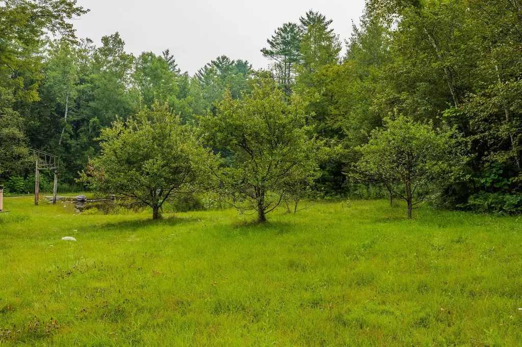 398 Valley View Road Hartford VT 05001