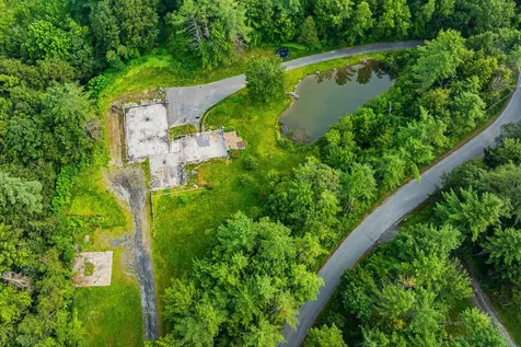 398 Valley View Road Hartford VT 05001