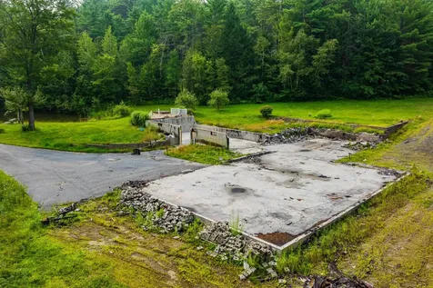 398 Valley View Road Hartford VT 05001