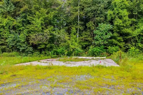 398 Valley View Road Hartford VT 05001