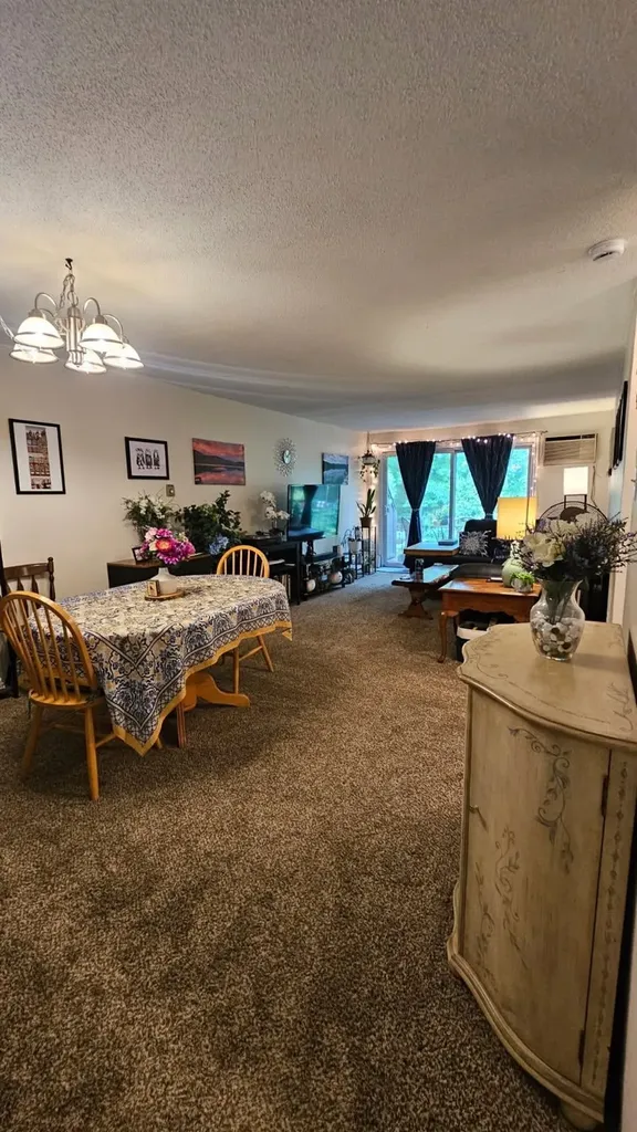 2 Pembroke Drive Derry NH 03038