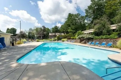 2 Pembroke Drive Derry NH 03038