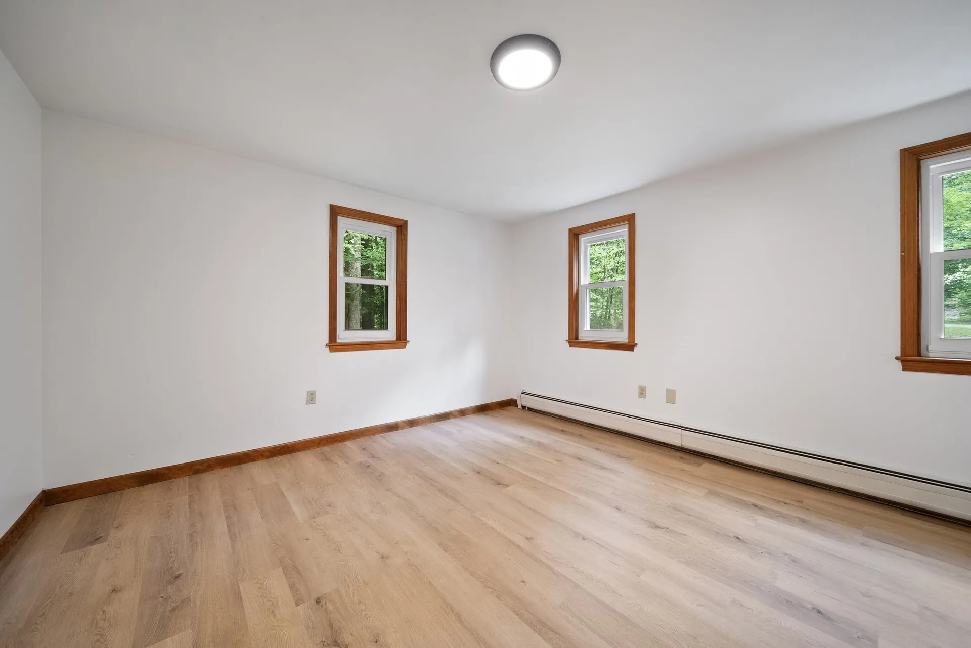 37 Meeting Hill Road Hillsborough NH 03244