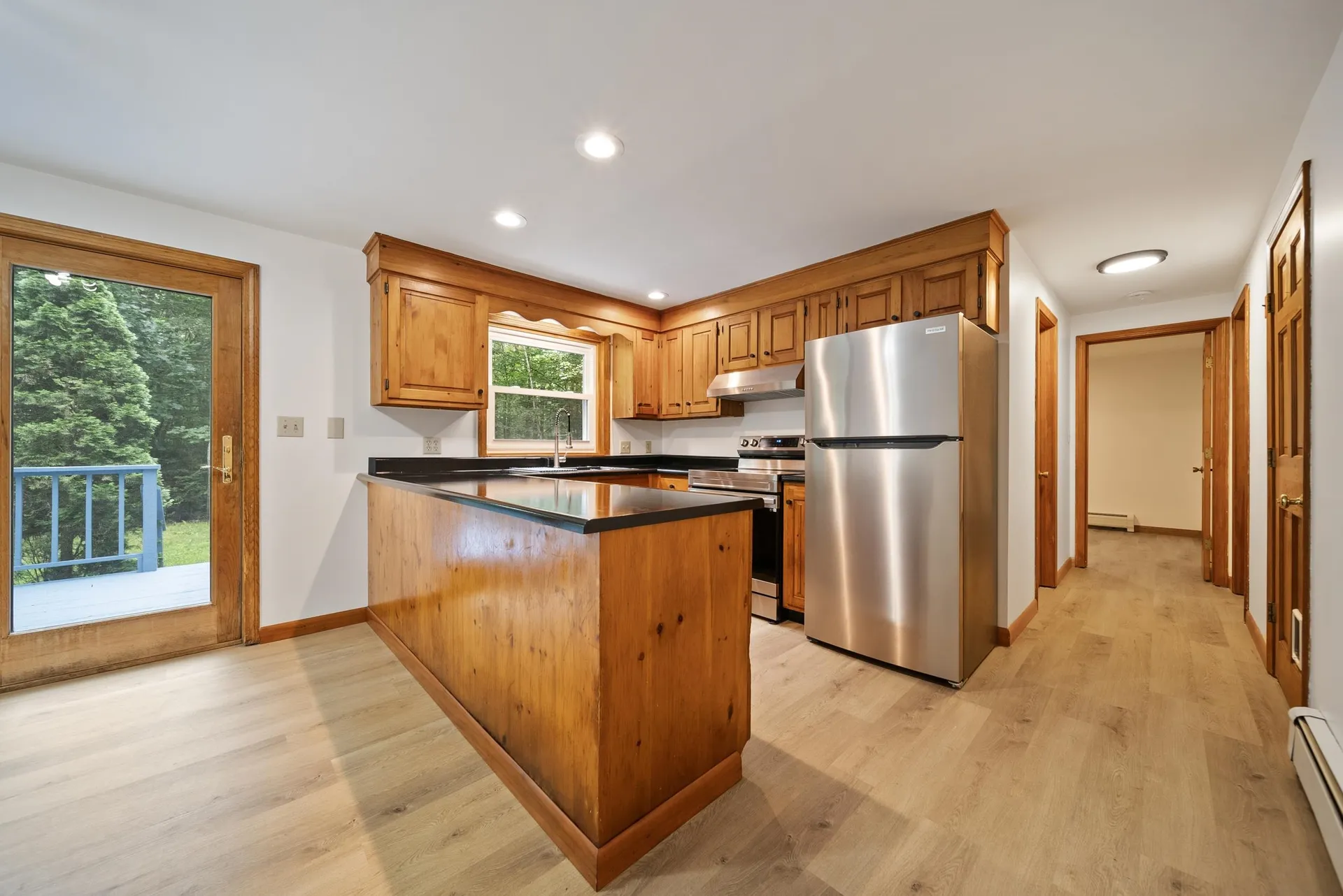 37 Meeting Hill Road Hillsborough NH 03244