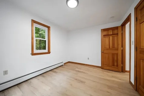 37 Meeting Hill Road Hillsborough NH 03244