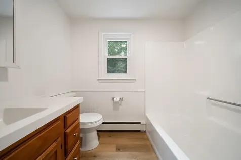 37 Meeting Hill Road Hillsborough NH 03244