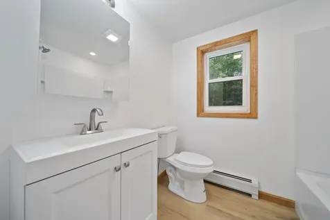 37 Meeting Hill Road Hillsborough NH 03244