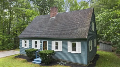 37 Meeting Hill Road Hillsborough NH 03244