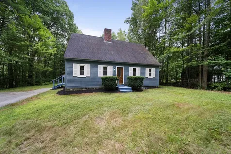 37 Meeting Hill Road Hillsborough NH 03244