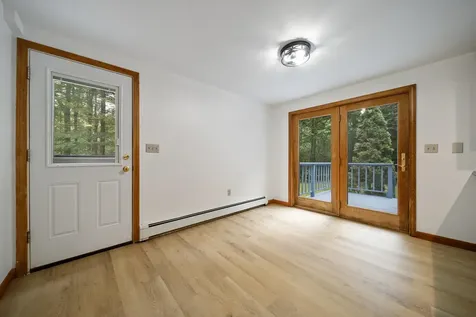 37 Meeting Hill Road Hillsborough NH 03244