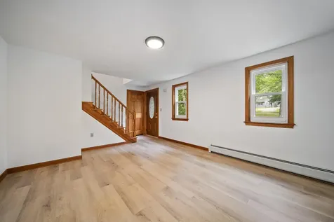 37 Meeting Hill Road Hillsborough NH 03244