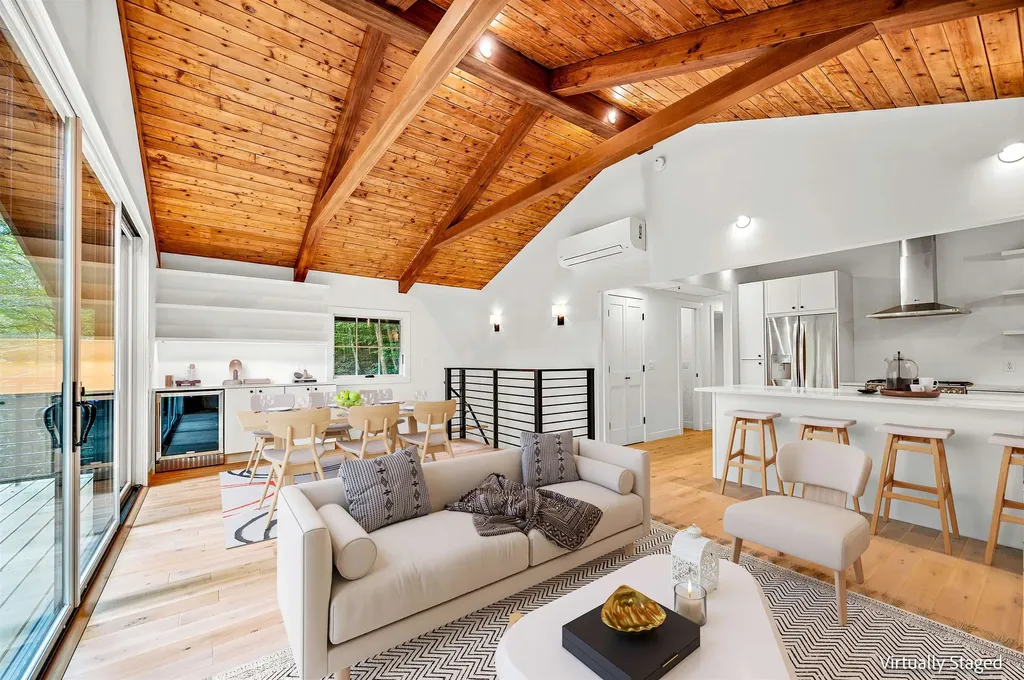 2878 German Flats Warren VT 05674