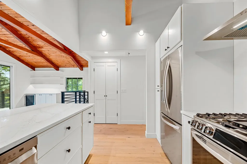 2878 German Flats Warren VT 05674