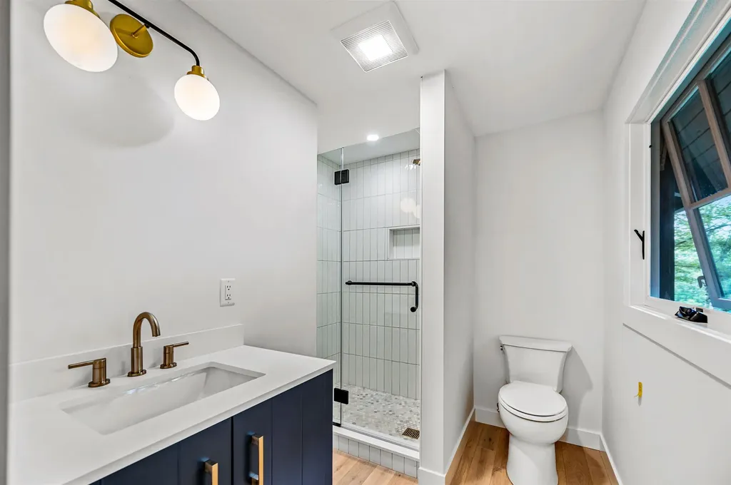 2878 German Flats Warren VT 05674