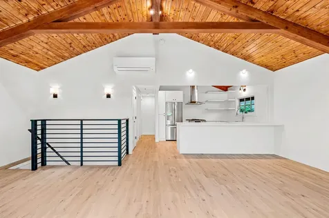 2878 German Flats Warren VT 05674