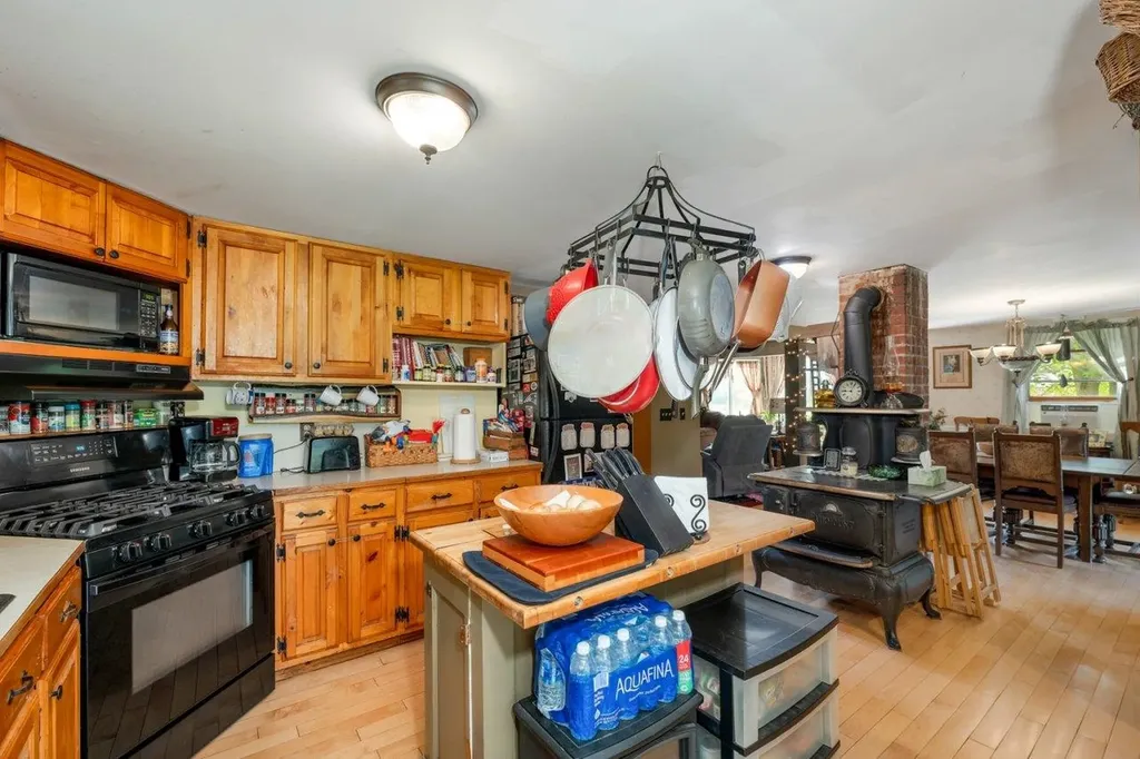 11 Harriet Lane Moultonborough NH 03254