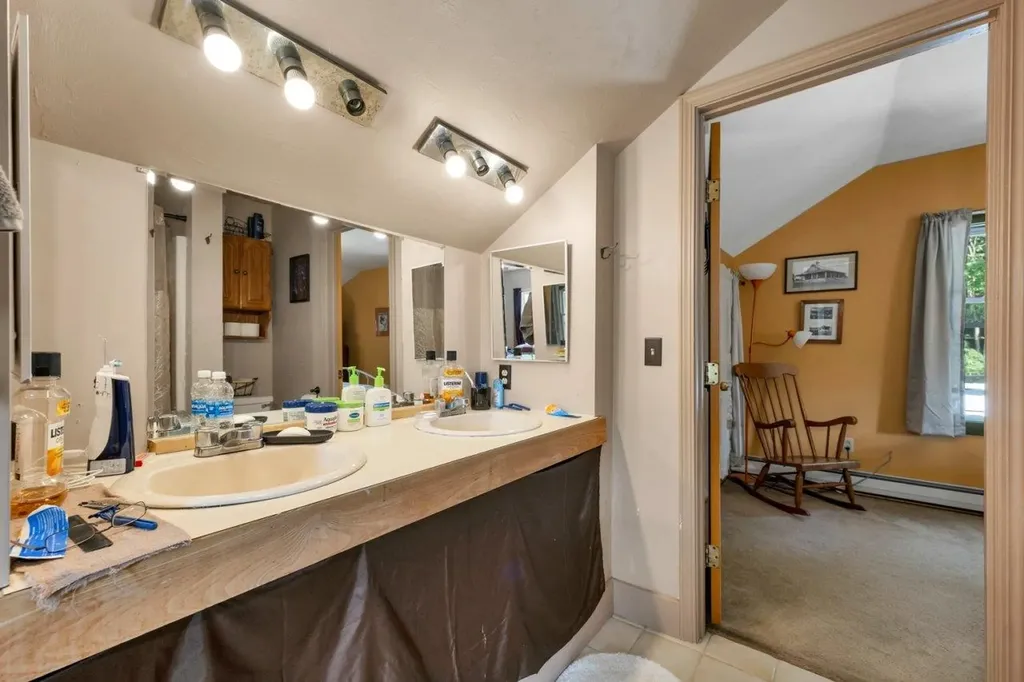 11 Harriet Lane Moultonborough NH 03254