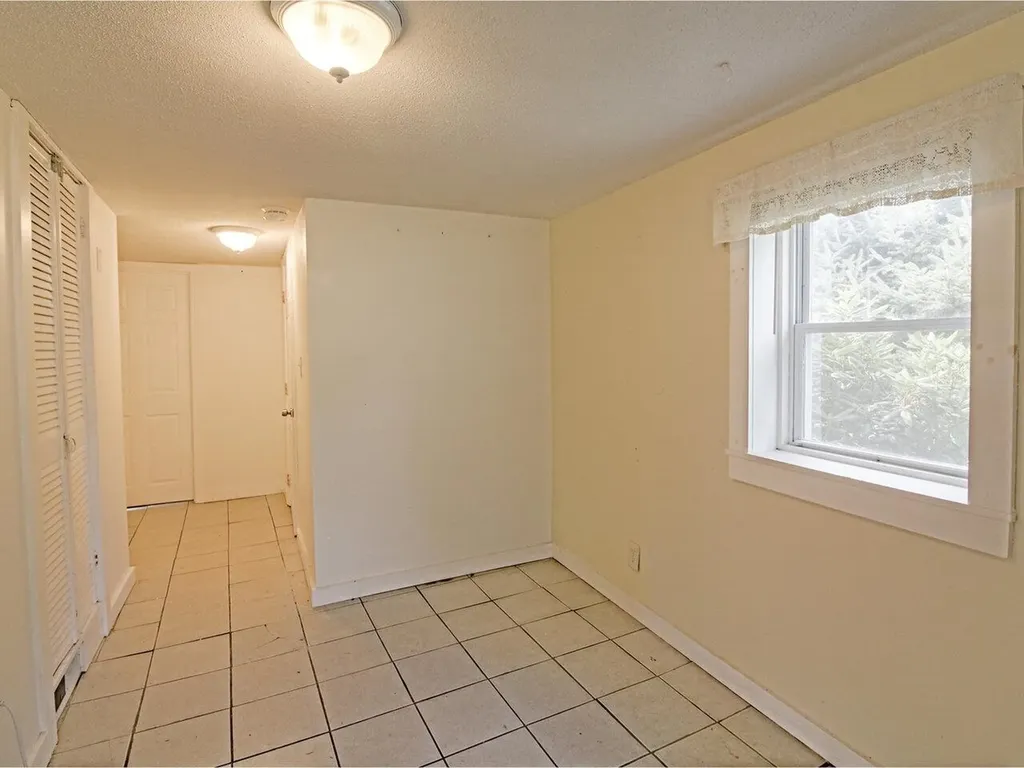 178 Sand Hill Road Essex VT 05452