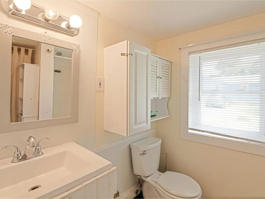 178 Sand Hill Road Essex VT 05452