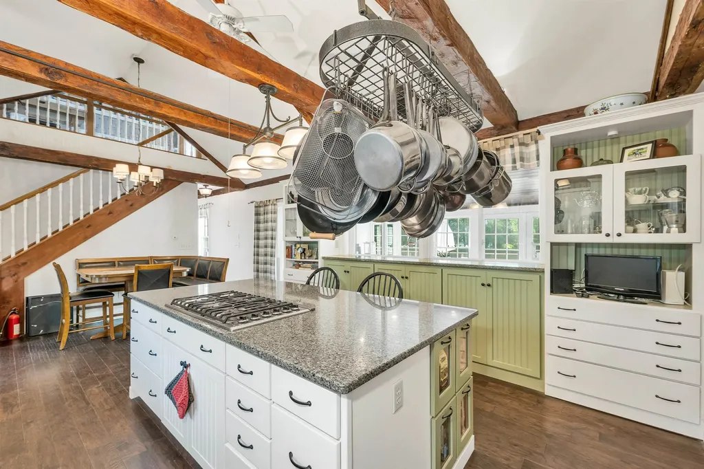 251 Wentworth Road Brookfield NH 03872