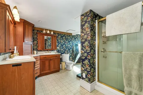 251 Wentworth Road Brookfield NH 03872