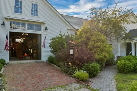 251 Wentworth Road Brookfield NH 03872