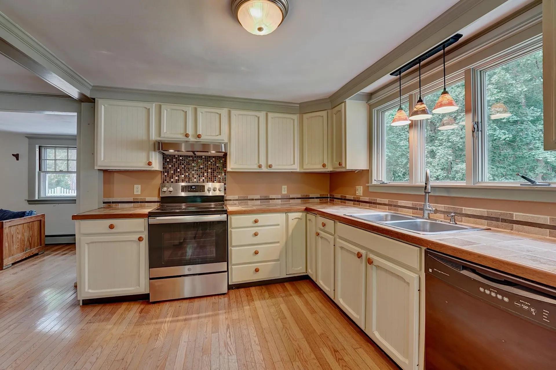 299 Exeter Road Hampton Falls NH 03844