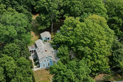 299 Exeter Road Hampton Falls NH 03844