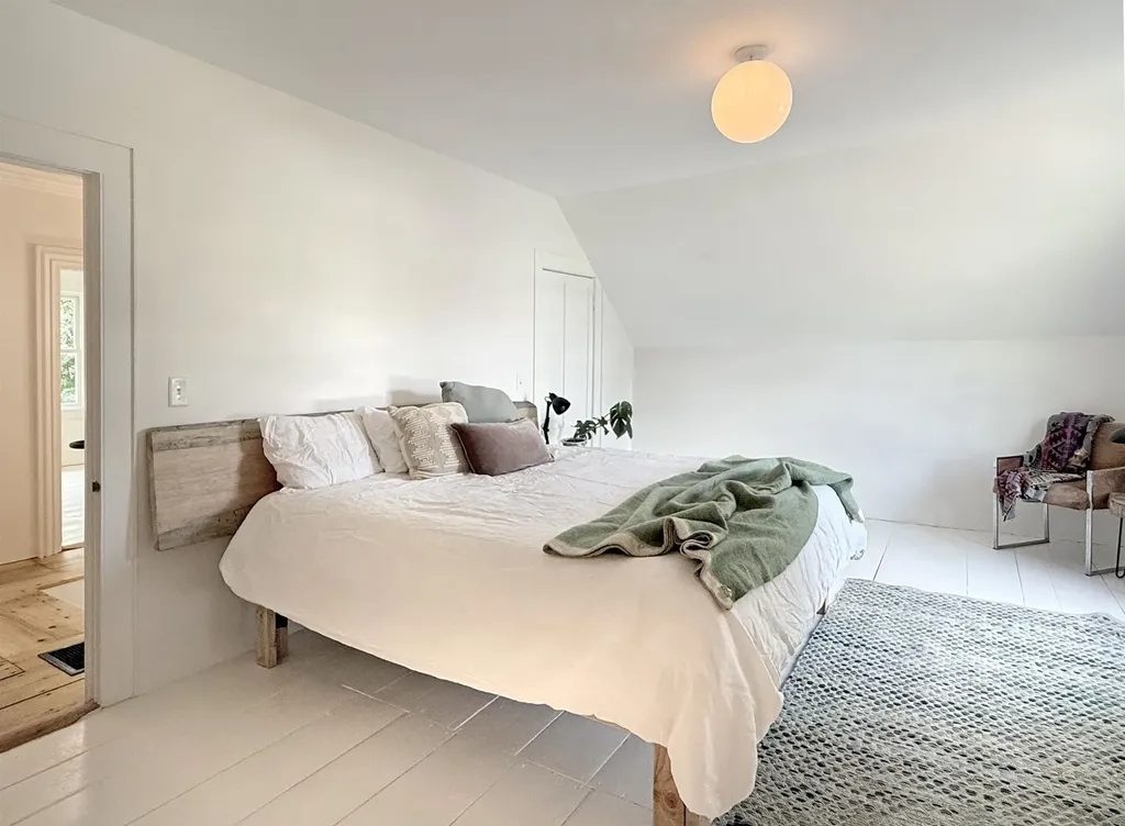 204 West River Road Lincoln VT 05443