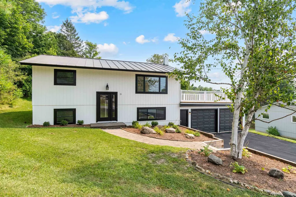 21 Moonlight Drive Barre Town VT 05641