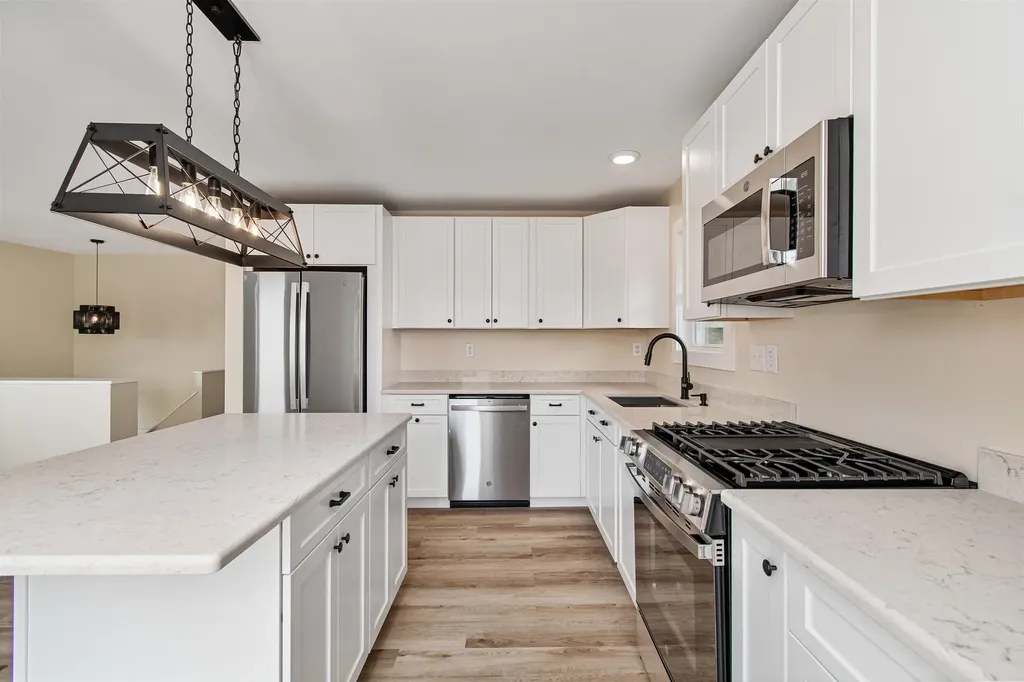 21 Moonlight Drive Barre Town VT 05641