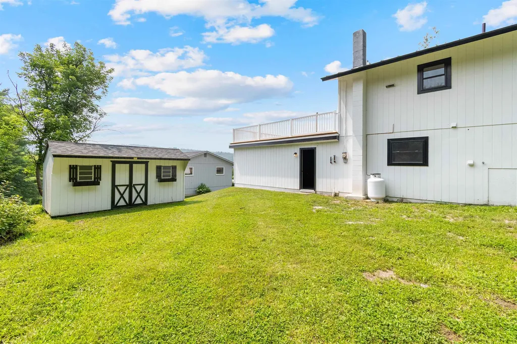 21 Moonlight Drive Barre Town VT 05641