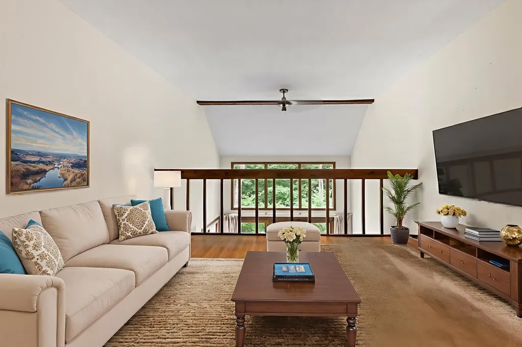 49 Old Beach Circle Grantham NH 03753