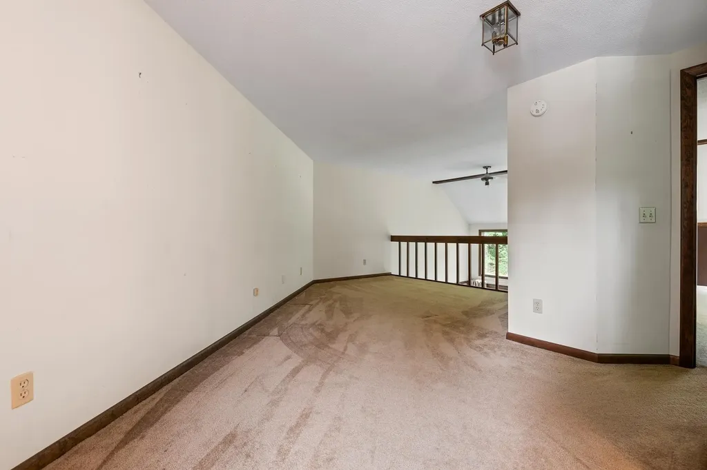 49 Old Beach Circle Grantham NH 03753