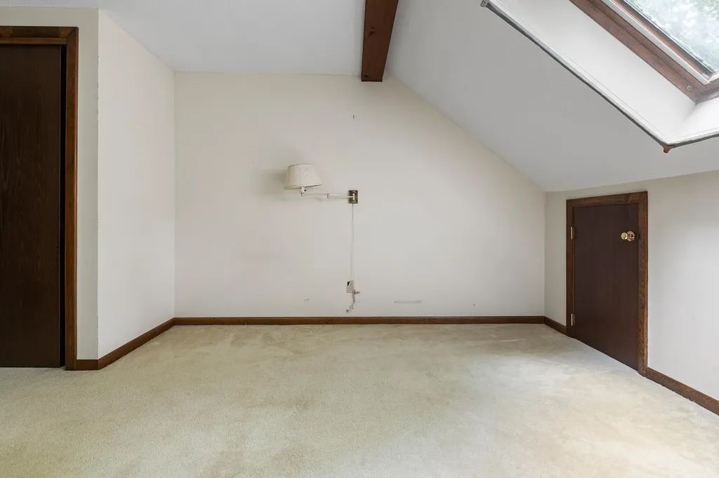 49 Old Beach Circle Grantham NH 03753