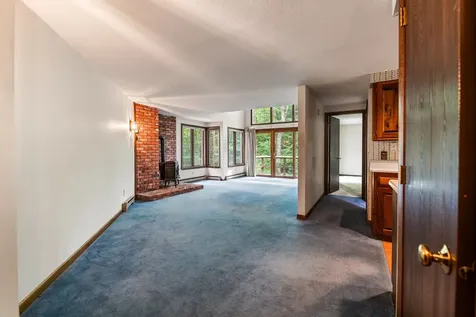 49 Old Beach Circle Grantham NH 03753