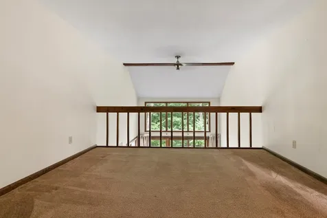 49 Old Beach Circle Grantham NH 03753