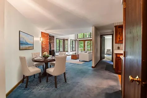 49 Old Beach Circle Grantham NH 03753