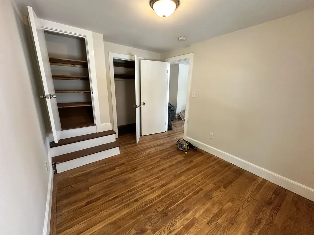 215 Hanover Street Manchester NH 03104