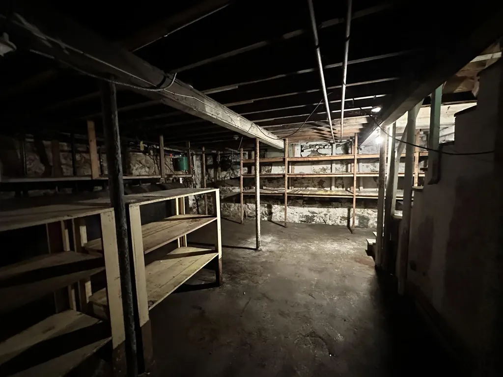 215 Hanover Street Manchester NH 03104